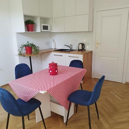 Urban Nest Apartments Brodowicza 14 Krakow Ngoại thất bức ảnh